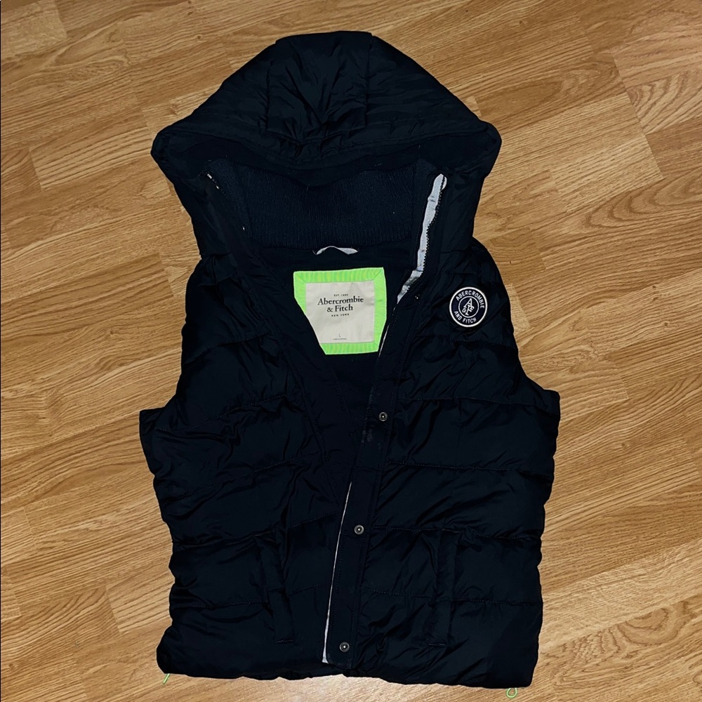 Abercrombie & Fitch Black Quilted Hooded Vest